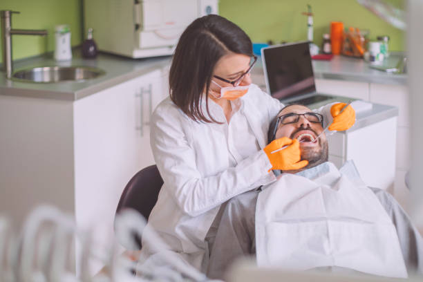 Best Cosmetic Emergency Dentistry in Center Point, IA